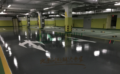 ‌旧地面翻新方案：玉树环氧地坪涂层覆盖混凝土裂缝修复技术